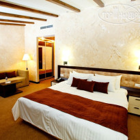 ШишкiNN Отель & СПА 