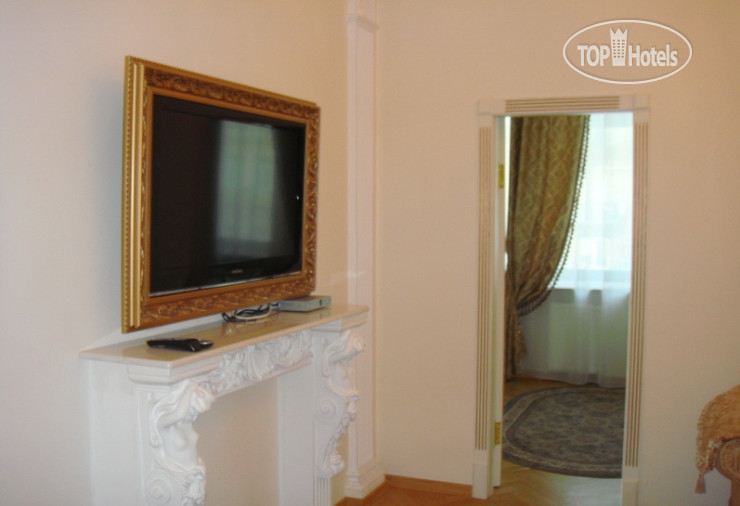 New photos from tourists Royal Hotel De Paris 4*