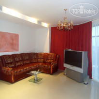 Apart-hall