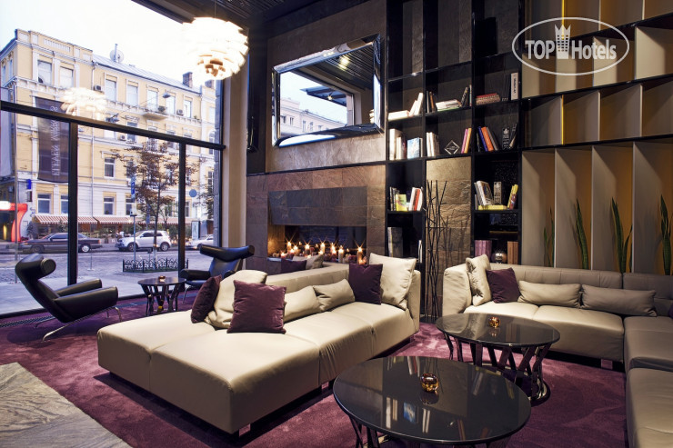 11 Mirrors Design Hotel