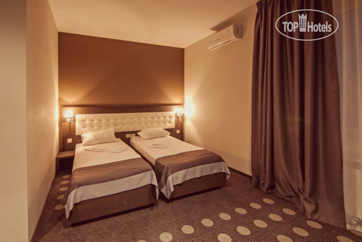 New photos from tourists Ambassador Plaza 3*