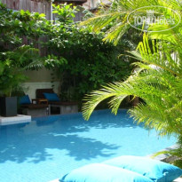 Blue Lime Бассейн