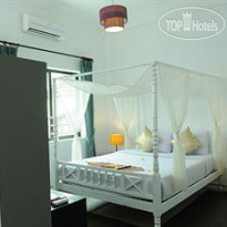 The Frangipani Villa Hotel II