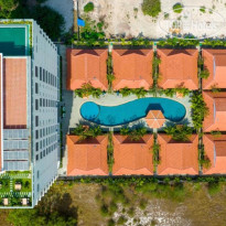 Sea Breeze Hotel & Villa