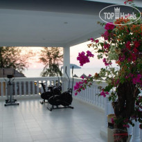 Mary Beach Hotel & Resort 