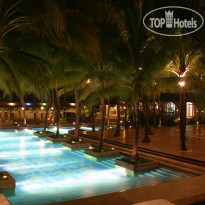 Chatrium Hotel Royal Lake Yangon 