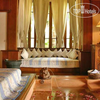 Kandawgyi Palace Hotel