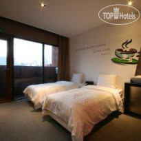 Boutique Luxury Hotel at Noon