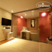 Boutique Luxury Hotel at Noon
