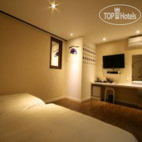 Boutique Luxury Hotel at Noon