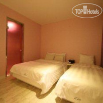 Boutique Luxury Hotel at Noon