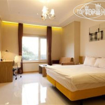 Landmark Hotel