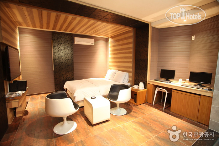 Lausanne Hotel - Goodstay