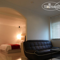 Viv Hotel 