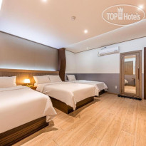 DH Naissance Hotel