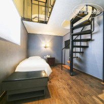 DH Naissance Hotel