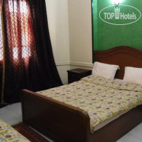 The Australian Hostel