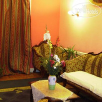 Select Hostel Лобби