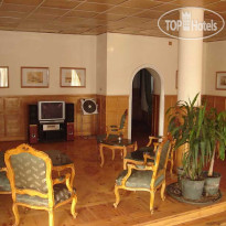 Carlton Hotel 