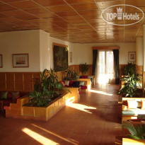 Carlton Hotel 