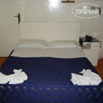 Carlton Hotel 