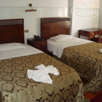 Carlton Hotel 
