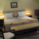 Longchamps Hotel Улучшенный номер