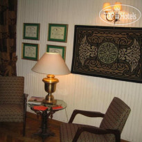 Longchamps Hotel Лобби