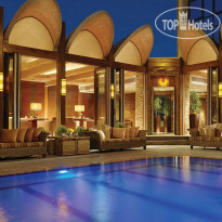 Four Seasons Hotel Cairo at The First Residence