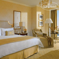 Four Seasons Hotel Cairo at The First Residence