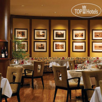 Four Seasons Hotel Cairo at Nile Plaza