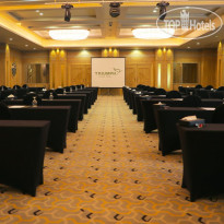 Triumph Plaza Hotel 
