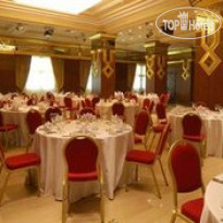 Triumph Plaza Hotel 