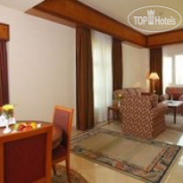 Triumph Plaza Hotel 
