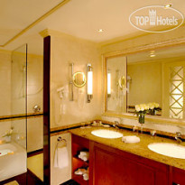 Cairo Marriott Hotel & Omar Khayyam Casino