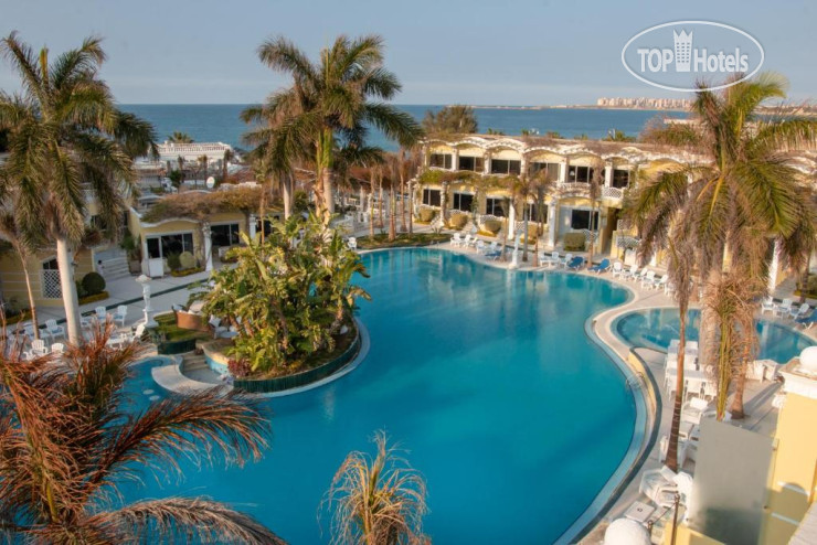 Hotelier's photos Paradise Inn Beach Resort Maamoura 4*