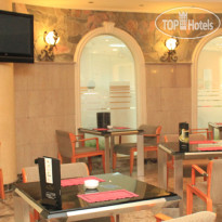Grand Royal Alex