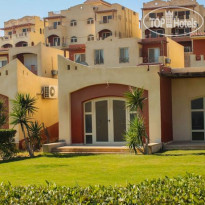 Lasirena Beach & Resort