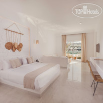 Tanoak Hotel