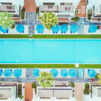 La Rosa Waves Beach & Aqua Park 
