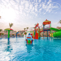 Детский бассейн с горками и игровыми зонами в Pickalbatros Dana Beach Resort - Hurghada 5*