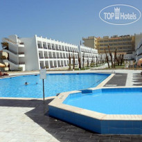 Riviera Club Resort