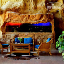 Caves Beach Resort 