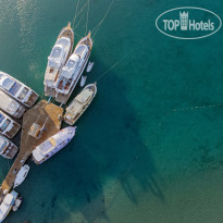 Giftun Azur Resort Вид сверху на причал отеля