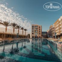 главный бассейн в Bellagio Beach Resort & SPA 5*