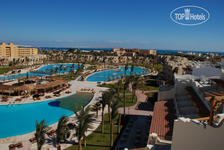 Royal Lagoons Resort & Aqua Park