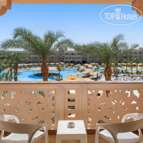 Pickalbatros Palace Resort - Hurghada Family Room Pool View
