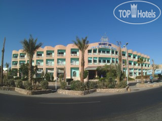 Hotel photo Desert Inn 3*
