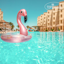 AMC Royal Hotel & Spa