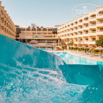 AMC Royal Hotel & Spa 